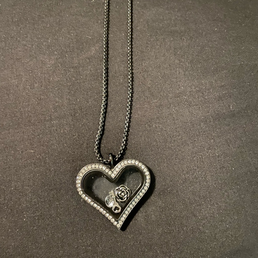 Origami Owl necklace